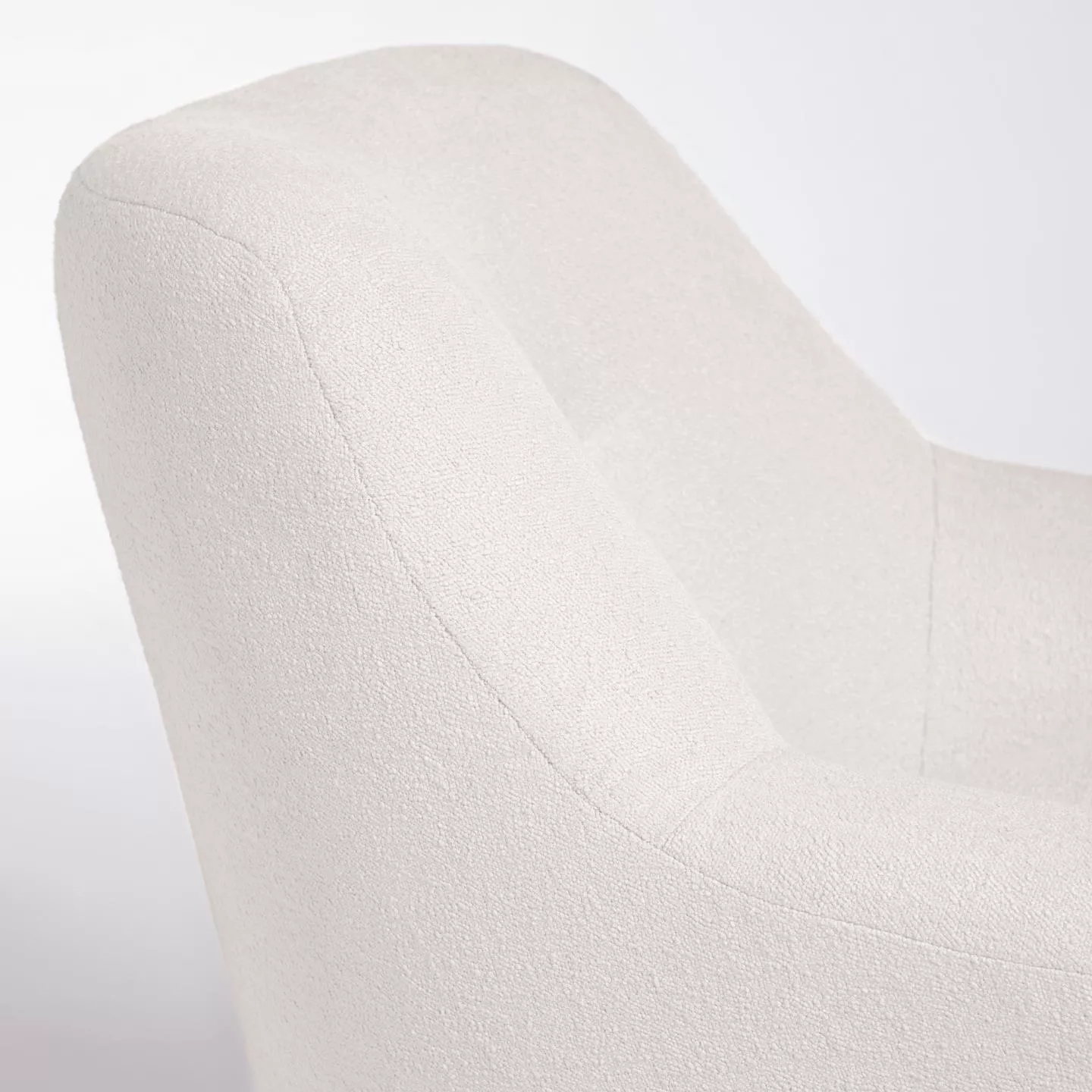 Кресло La Forma Candela из белой ткани букле