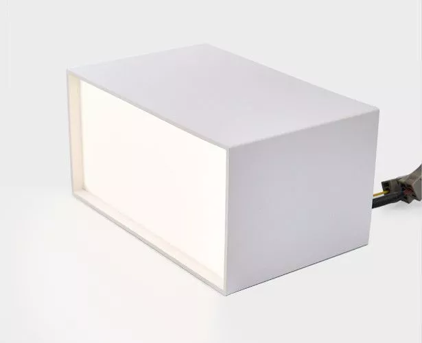 Точечный накладной светильник ITALLINE DL 3029 white 4000K