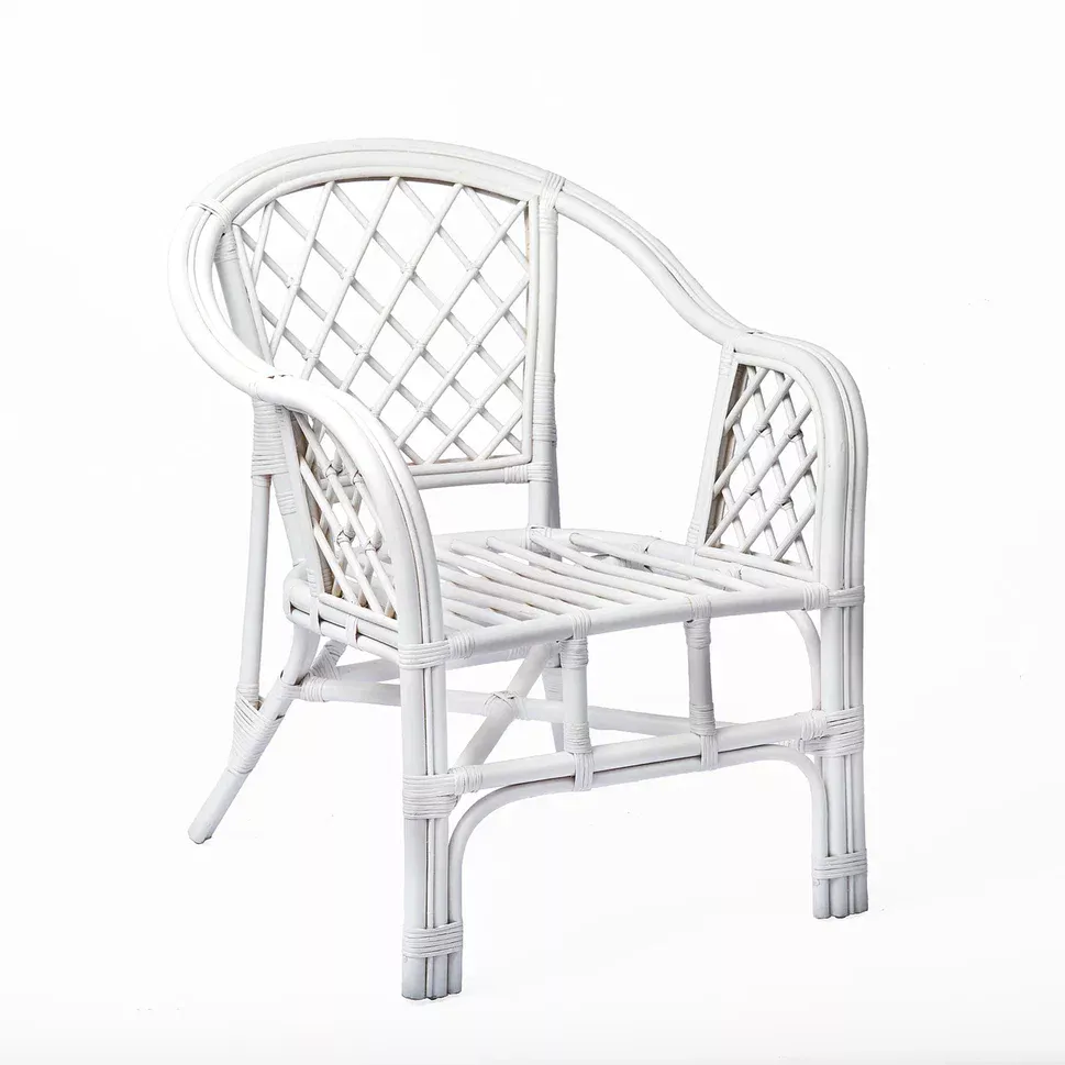 Кресло для отдыха из ротанга Маркос белый матовый