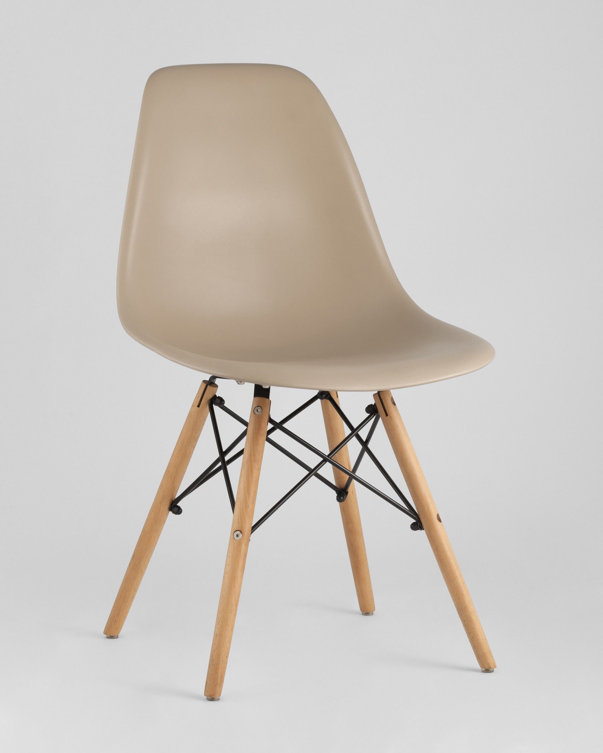 Стул Eames DSW бежевый